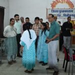 जिला कलक्टर ने जिला पुस्तकालय एवं सूचना केंद्र का किया अवलोकन